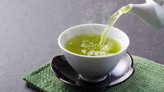 Антитоксиновая вода, освежающий напиток для устранения вредных для здоровья веществ - Зеленый чай