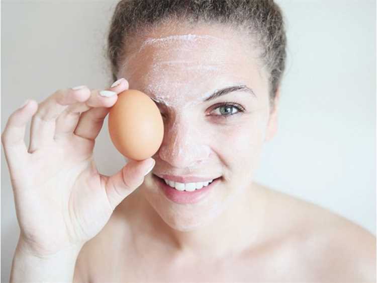 Маска для лица из яйца в домашних