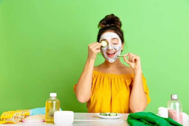 Популярные рецепты антивозрастных масок для лица