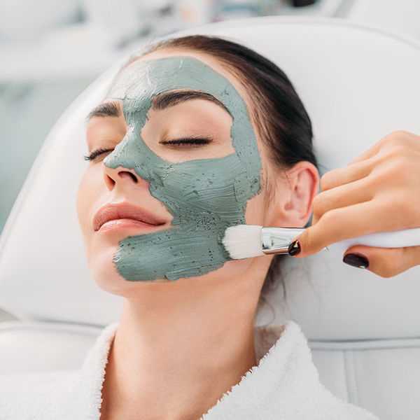 Преимущества использования масок для жирной кожи